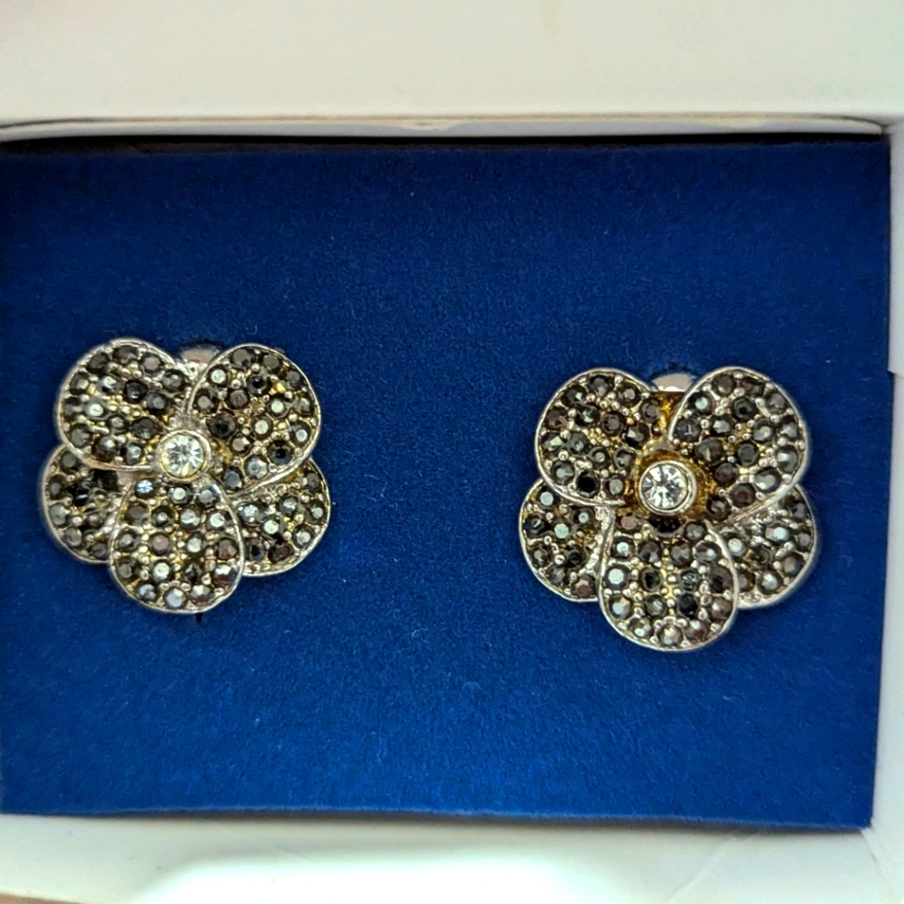 Black & White pave flower button clip on earrings